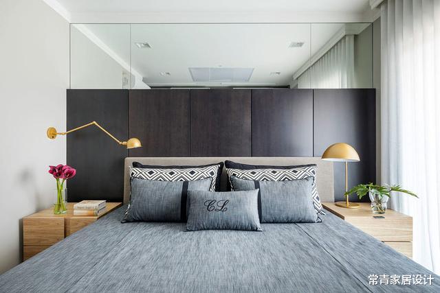 []合肥106㎡房，客厅木质电视墙，看着好有档次！沙发后面就是书房