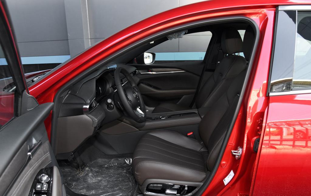 阿特兹|17.58万提辆“丐版”阿特兹，行驶6800公里后，车主表示有话要说