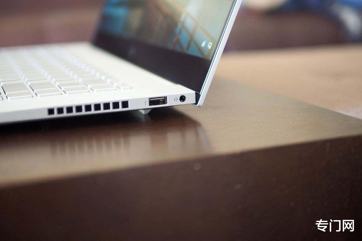 笔记本电脑|惠普Envy 15（2020）评测：配置强悍，价格实惠