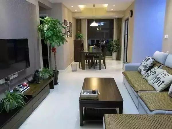 「」陪老公奋战几个月,新家总算装修好入住了,都说电视墙特好看