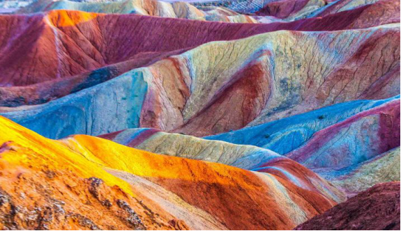 「张掖」美得不似人间真实，这个七彩丘陵的梦幻之地，你可一定要来打卡！