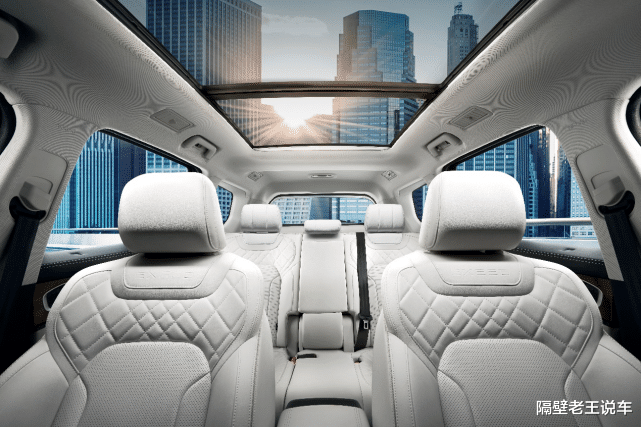 丰田卡罗拉|终于拿出“杀手锏”，轴距2米9，2.0T爆出254马力，关键是售价亲民