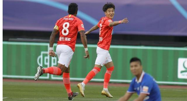 江苏苏宁|恒大战富力首发浮现：单外援出战三叉戟冲锋，入籍悍将坐镇后防线