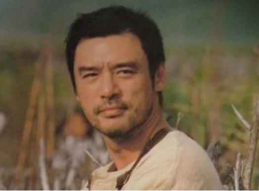 谭咏麟|他和谭咏麟是好友,生意破产欠债2亿,今65岁开演唱会座无虚席