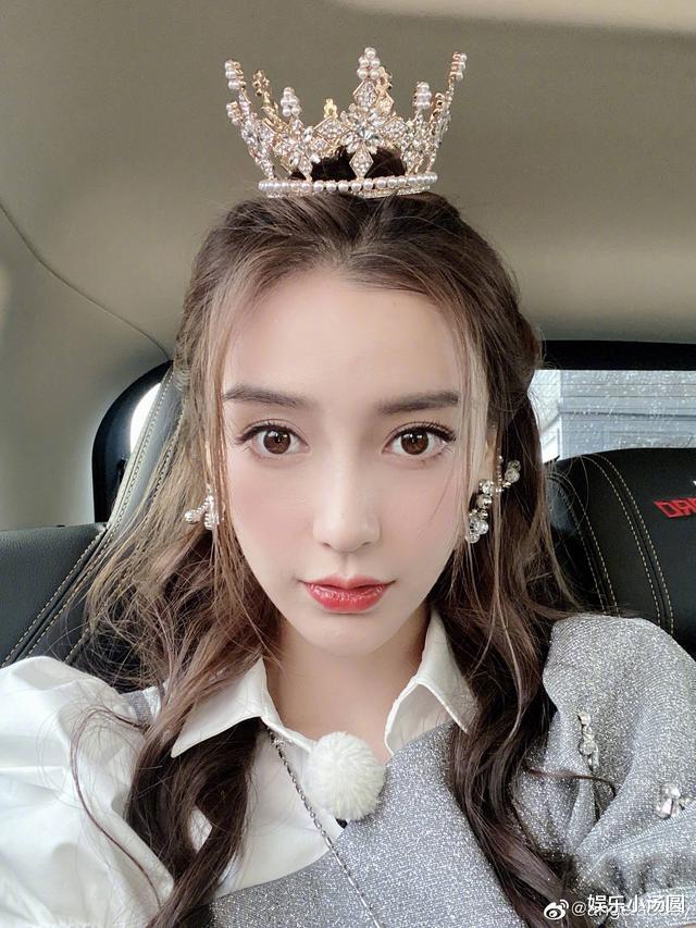 整容|女星证明自己没整容,范冰冰摸骨,杨颖夹子夹脸,而她确实太假了