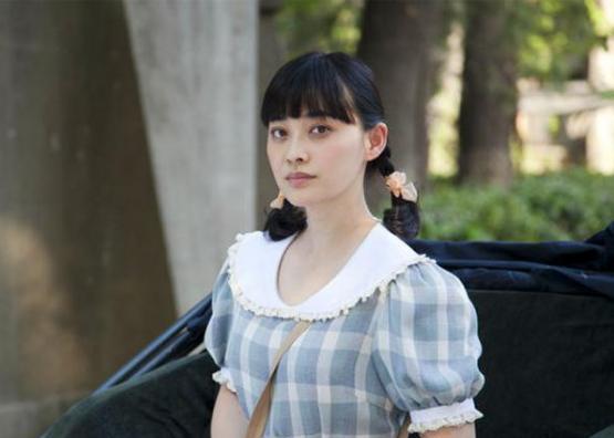 春晚|朱时茂26年前的春晚，有谁注意他身旁的姑娘，如今红得一塌糊涂