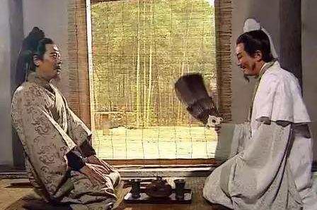 「孙立人」郭嘉不死,卧龙不出!郭嘉有这么厉害吗?实际上两人根本不在一个层次