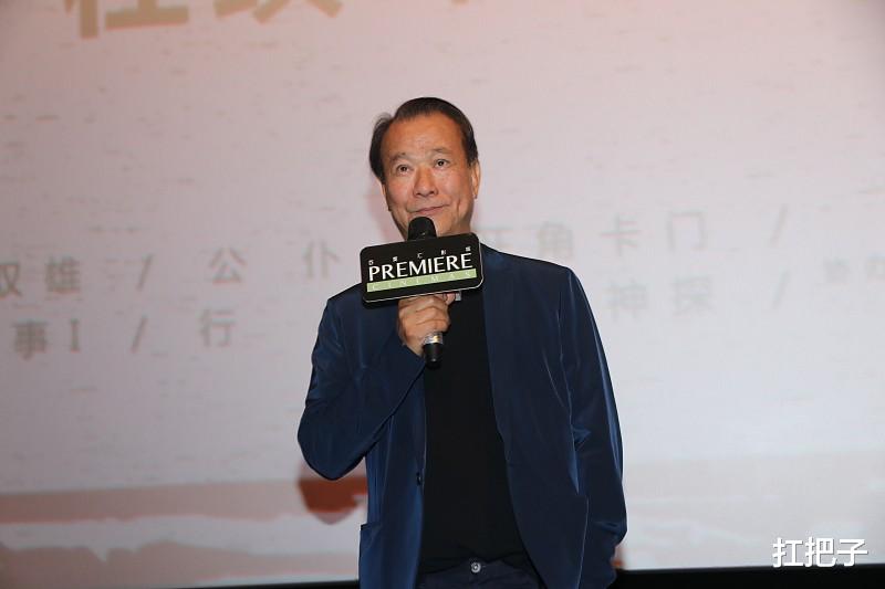 周星驰：周星驰7年帮他赚3亿只拿70万，他却说周星驰就像一条“狗”