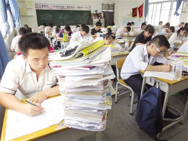 ▲高考语文出现新题型,考生应当如何应对?表文转换有技巧!