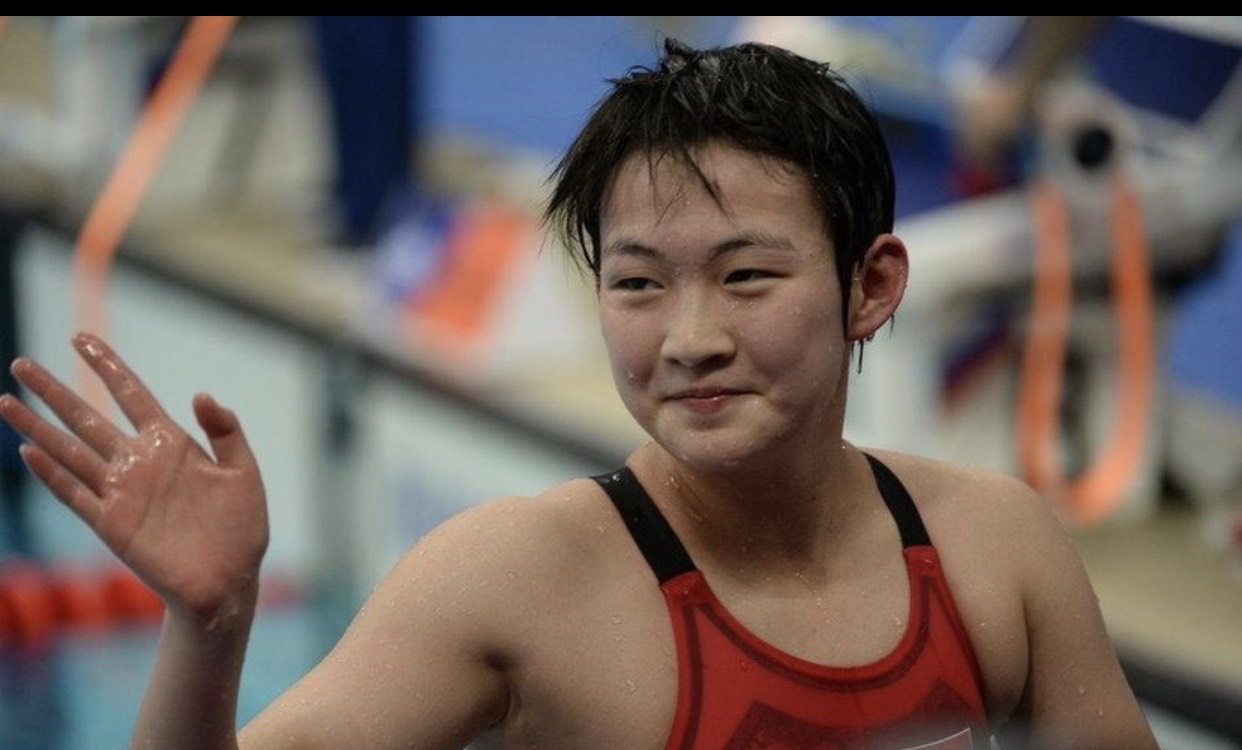 自由泳|中国体育又一天才爆发！再创PB，18岁少女激动哭了：目标重回巅峰