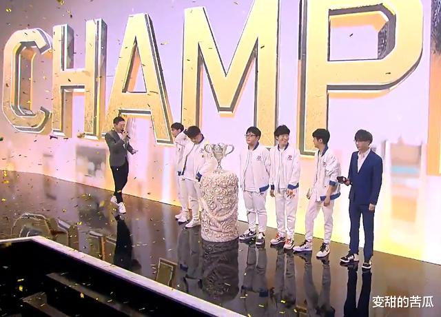 「ts电竞」TS击败AG超玩会夺冠，赛后导播给到选手特写，六点六表情呆滞