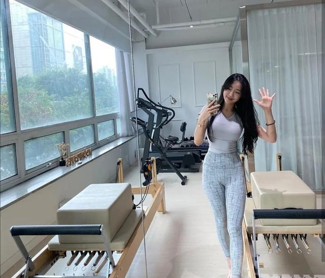 教练|韩国女教练走红，身高170cm，符合亚洲审美，她是如何做到的
