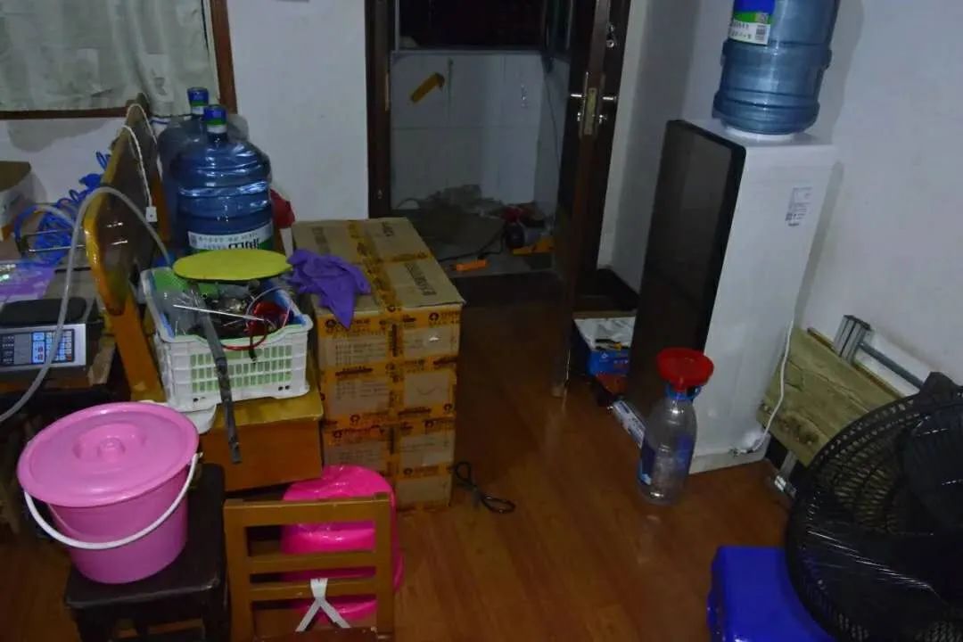 中国禁毒|一板盐酸曲马多牵出贩毒大案，江西警方缴获600公斤毒品！