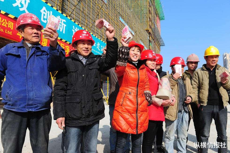 刘銮雄|一年分红200亿却不缴税，在国内赚1200亿嫌不够，跑国外继续捞金