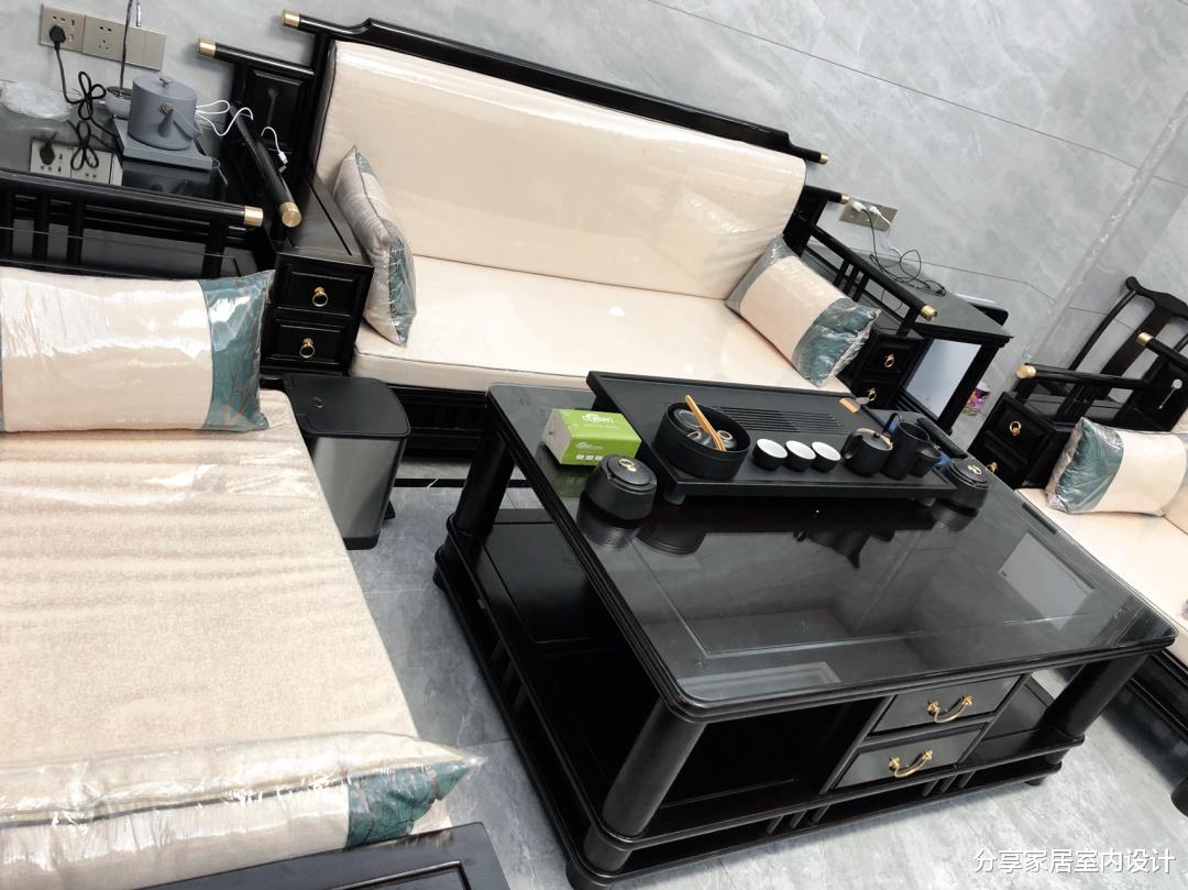 |他自己设计新房，本来装修轻奢风，没想到完工后演变成混搭风格！