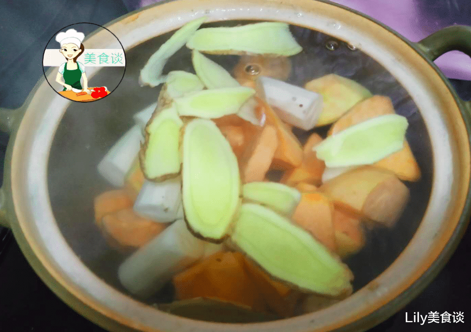 「红薯」便秘最怕这食材，每周吃3次，消渴解暑，排出黑宿便，肚腩小一圈