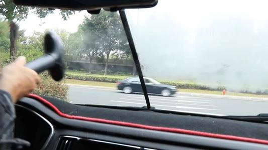|防止车内起雾，是开外循环还是内循环？正确的操作方式是什么？
