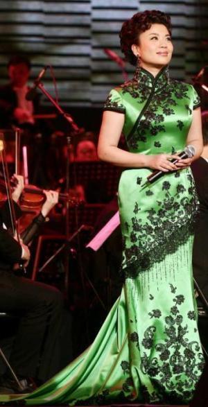 张也|李谷一的女儿:国家一级演员,25次登央视春晚,52岁至今未婚