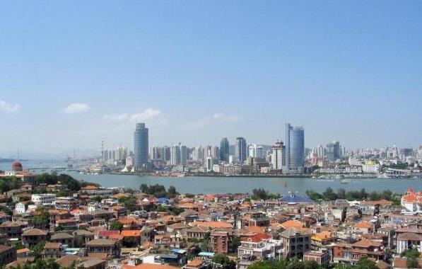 『鼓浪屿』鼓浪屿距离厦门那么近，为何却不建大桥？今天可算是知道了！