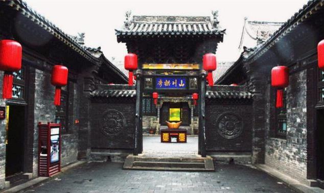 日军侵华■乔家大院那么富,为何日军侵华时却不敢动?专家:你看门口放了啥