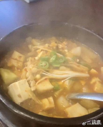 冻龄|结婚5年陈赫首晒张子萱，深夜秀恩爱，张子萱遮挡严实不敢露面