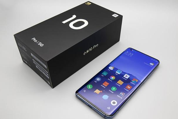 「小米科技」换掉使用2年的iPhone8，今年改用小米10Pro，憋了一肚子真心话