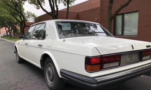 [比亚迪唐]中山老板花72万元买辆二手劳斯莱斯银刺，1994年落地，粤T车牌