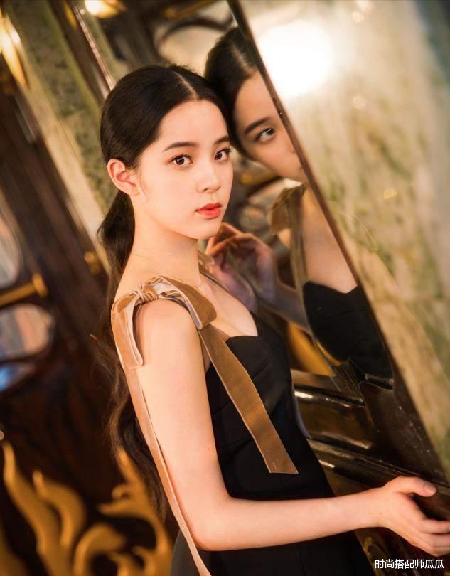 发型|女人过了48岁，尽量避开这3种发型，尤其是第2种，显老又土气