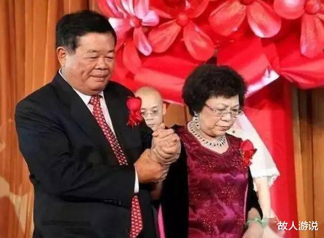 故人游说|曹德旺另结新欢，写信问妻子怎么办，妻子\＂高明\＂回信让他回心转意