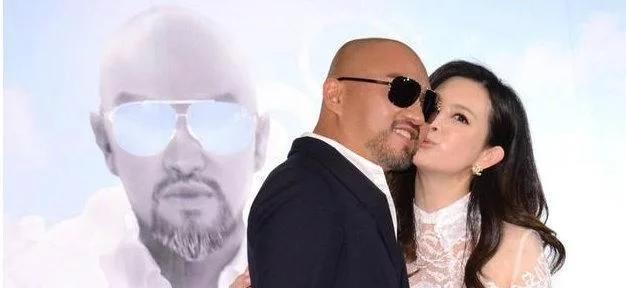 『赵薇』44岁“国标女王”刘真去世，老公崩溃、小S痛哭，真正死因曝光！