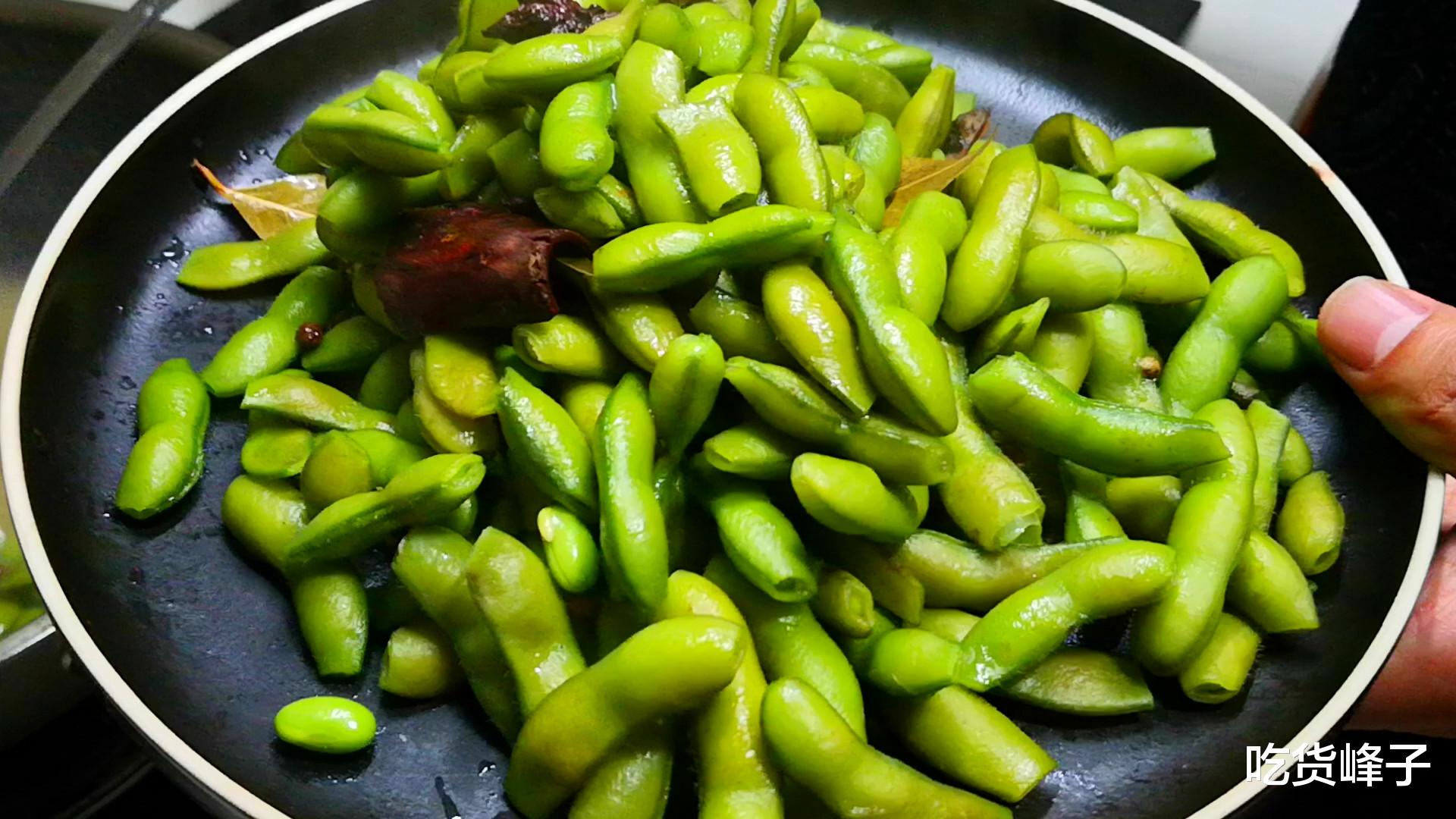 毛豆|夏天，碰到此菜别手软，一次性囤20斤，放冰箱冻起来，炒和煮都香