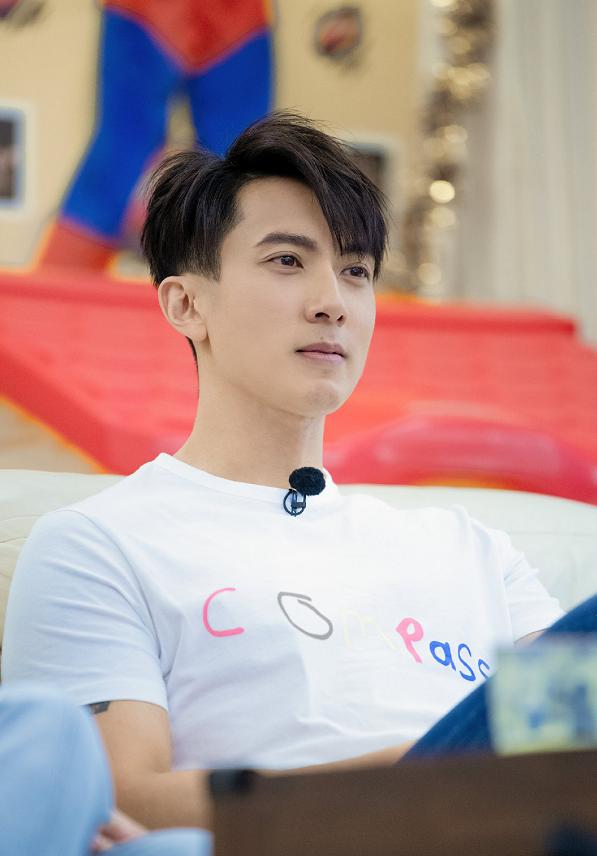 「林丽莹」吴尊带妻子林丽莹录综艺，明明只差一岁，但看着却不像同龄人
