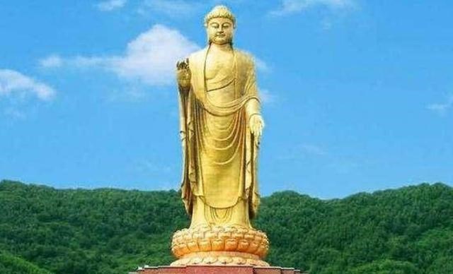 中原大佛|中国最“壕”的景区，耗资12亿建百米雕像，现如今却无人问津