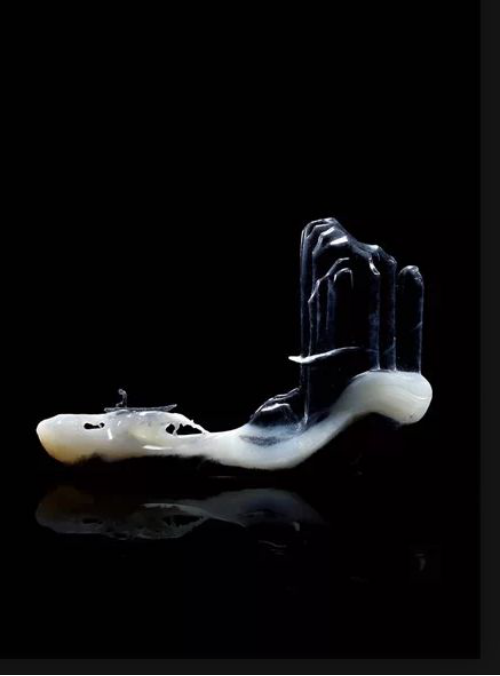 『』玉雕件大事件，23厘米都不到的一组玉雕竟拍出6400万！