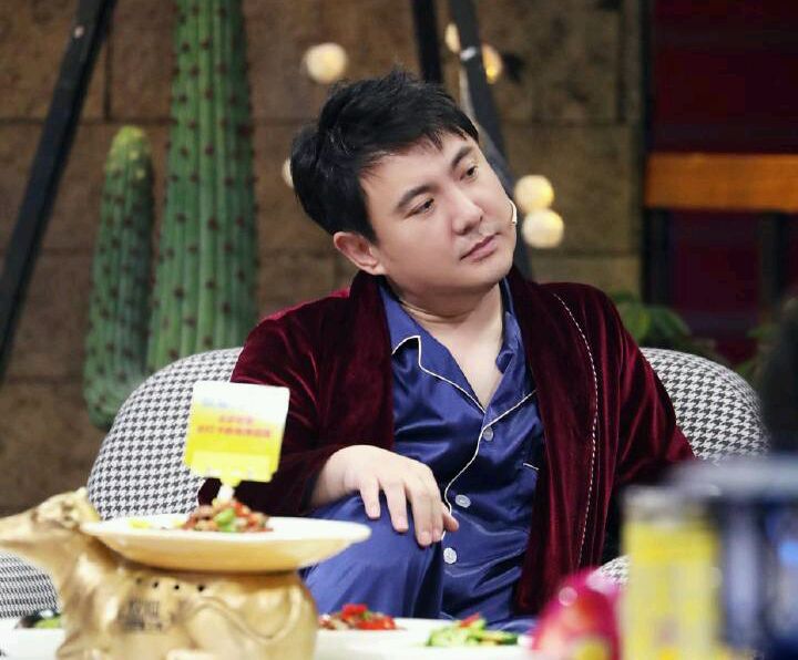 「王牌对王牌」《王牌对王牌》完美收官，它为何能在众多综艺中节目中脱颖而出