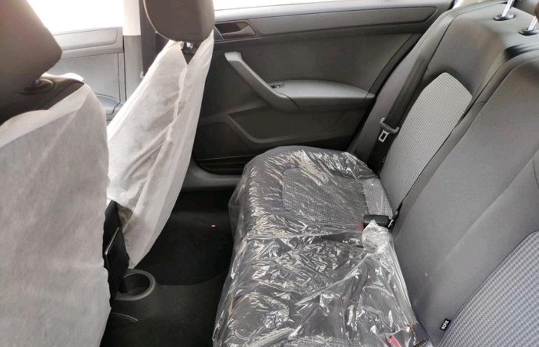 桑塔纳■喜提新桑塔纳,驾驶质感出色,配置有点寒酸,这个价格买贵了吗