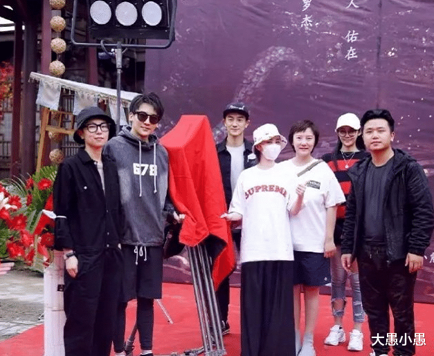 阿娇|阿娇手术后现身拍戏，减肥成功瘦回颜值巅峰，可惜脸还是留疤了