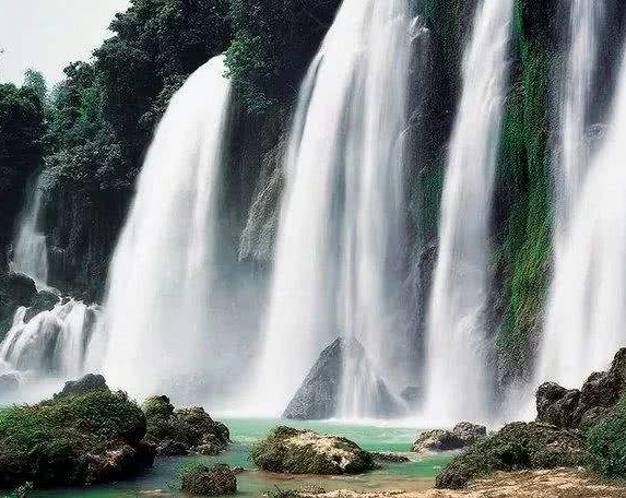 华山|我国最出名的四座名山：泰山仅排第二，一座没去过此生必后悔