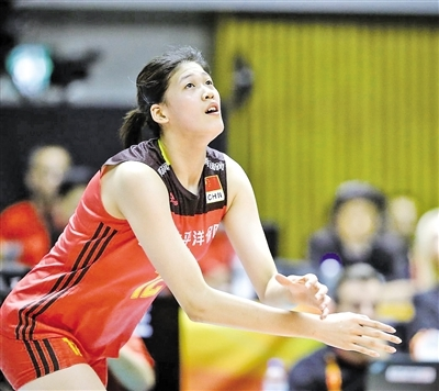 [张常宁]女排张常宁和天才少女李莹盈相比，谁更适合中国女排的体系？