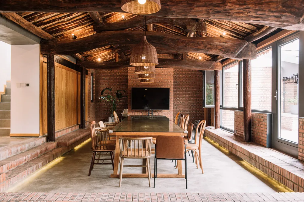 莫兰迪|亢院 | 一方小院，两颗核桃树，在学霸设计师的院子里，来一场亢奋的狂欢