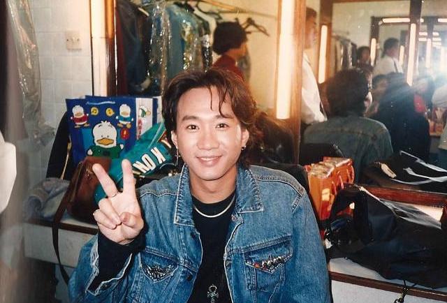 黄家驹|当年因一首歌打败黄家驹,后来因为抖音翻红,但却没人提起演唱者