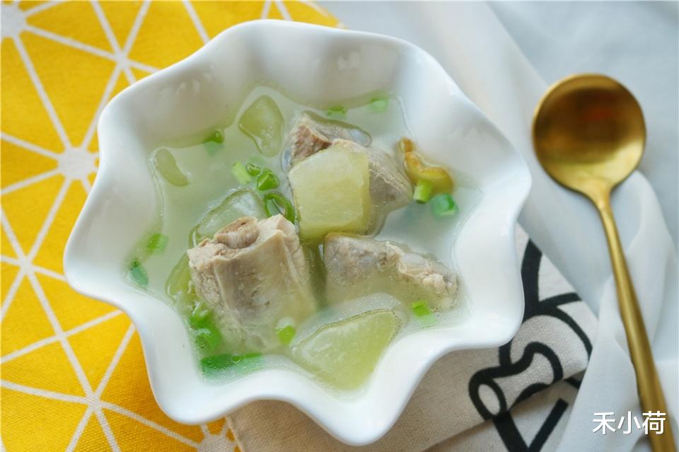 冬瓜|天热多喝这碗汤，祛湿解暑，不放一滴油，女儿连喝两碗