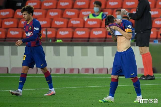 巴塞罗那|1-2!11打10输球巴萨绝望了,1罪人不走梅西真要走了