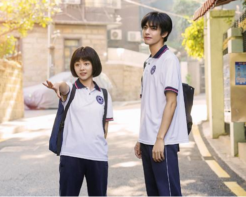 谭松韵|她是导演心中“李尖尖”第一人选，却因没有档期，才成就了谭松韵