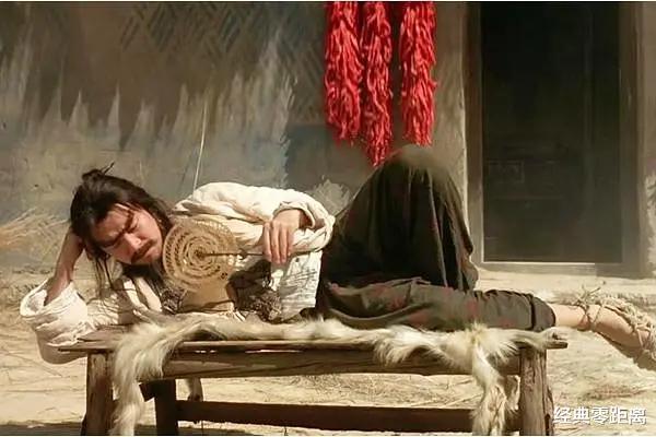 周星驰|影院再开业，星爷曾票房冷淡的旧作打败吴京、沈腾代表作，网友：欠的电影票