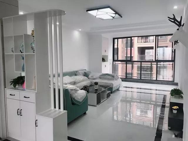 :辛苦4个月新房终于收尾,打扫干净就很美了,还没上软装太单调!