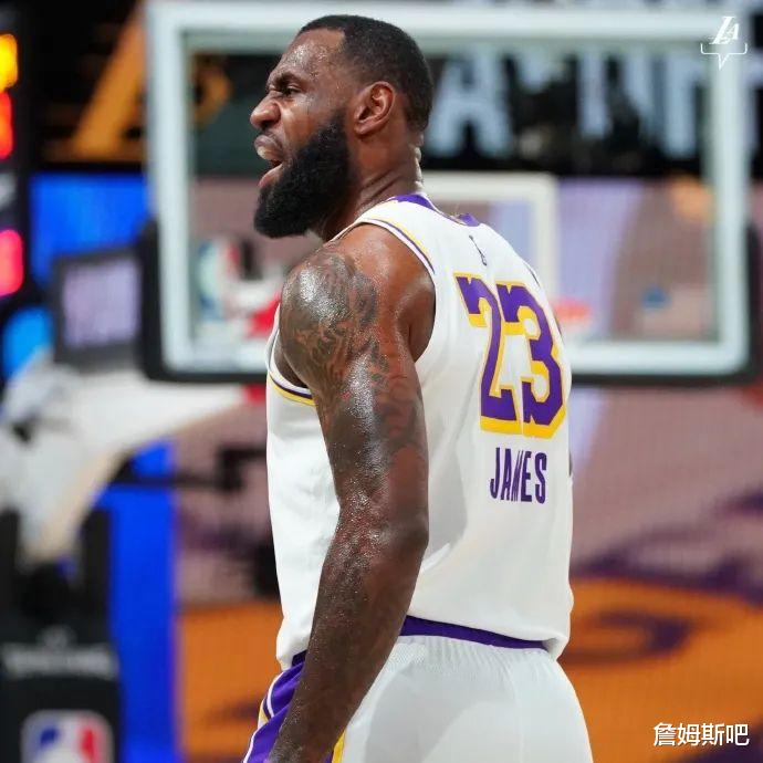 勒布朗·詹姆斯|卡鲁索钉板大帽哈登！詹姆斯被球打头，差点发飙！湖人淘汰马赛克，时隔10年再次打进西决