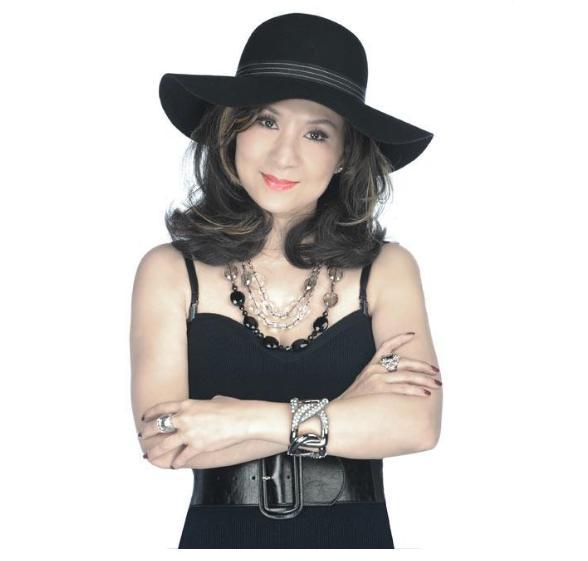 郑绪岚|曾红遍全国，为爱奔赴美国，肚子都是坏肠子，62岁的郑绪岚怎样了
