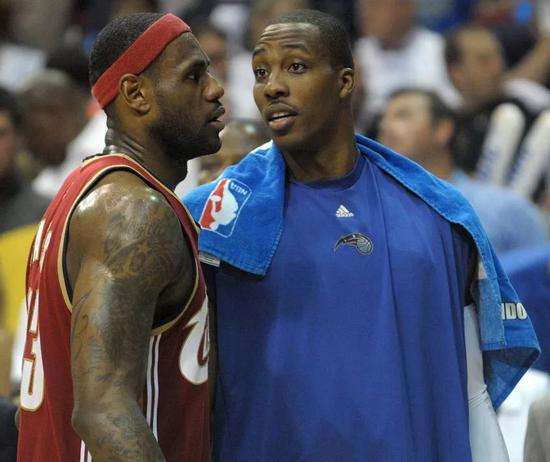 魔术队▲09东决詹姆斯场均38分8篮板8助攻输给魔术，霍华德什么数据