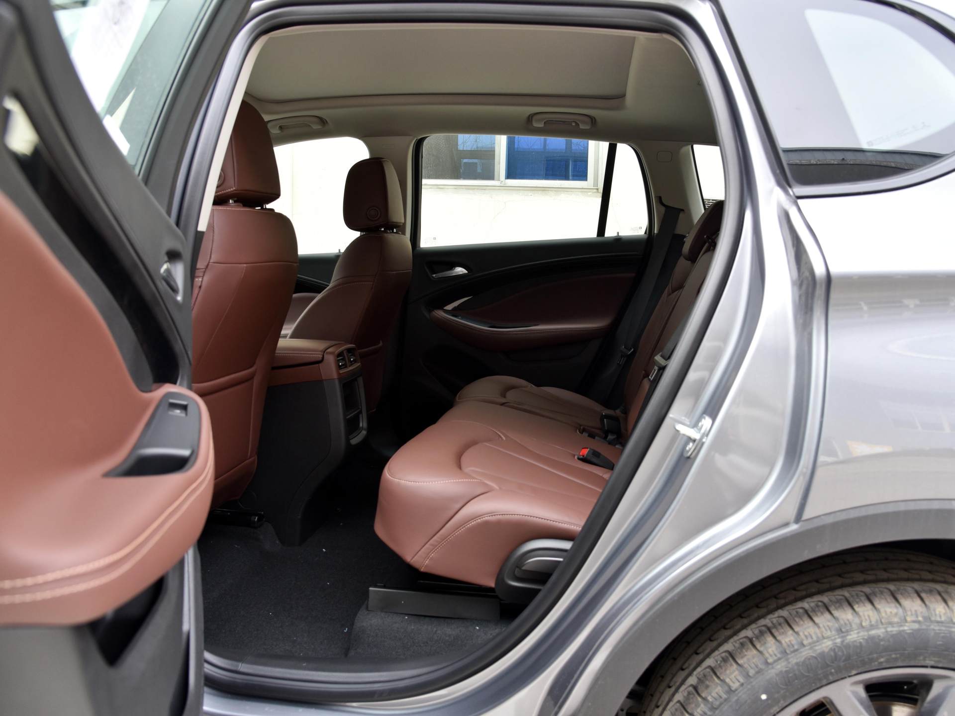 真正越級品質SUV，4.7米車長+黑棕內飾，2.0T動力，品質超越CRV-圖6